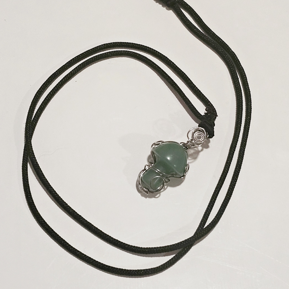 Elegant Green Pendant Necklace